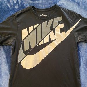 Men’s Nike T-Shirt